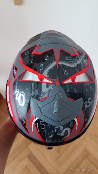 Helma Fabio Quartararo Scorpion EXO R1 - 12