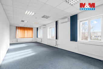 Pronájem kancelářského prostoru, 520 m², Lichoceves - 12