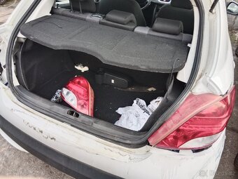 Peugeot 207 1.4 HDi 50 kW díly - 12
