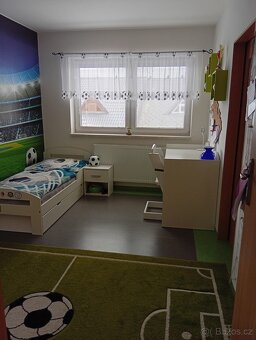 Prodáme rodinný dům 5+1 - 12