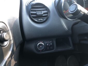 Opel Meriva - 12