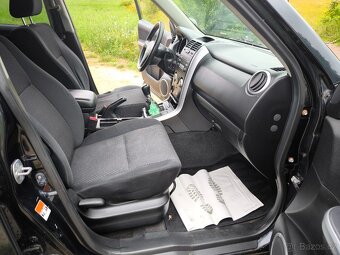 suzuki grand vitara 2,0i - 12
