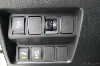 Nissan Qashqai 1.5dCi LED + P.SENZORY + PR.SERVIS - 12