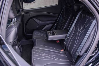 Ford Mustang Mach-E / ODPOČET - 12