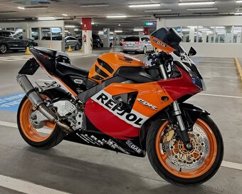 Honda CBR Fireblade 954 Repsol - 12