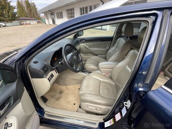 Toyota Avensis 2,2 D-4D Executive - 2008 - 12