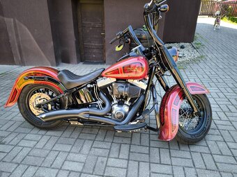 Harley-Davidson FLS Softail Slim S -Stavba - 12