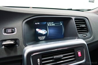 Volvo V60 D3 110 kW, ZÁRUKA, TAŽNÉ, NAVIGACE, MANUÁL - 12