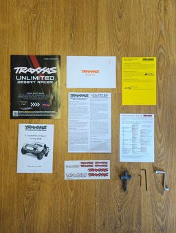 Traxxas UDR 1:8 - 12