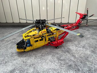 Lego Technic 9396 Helicopter - 12