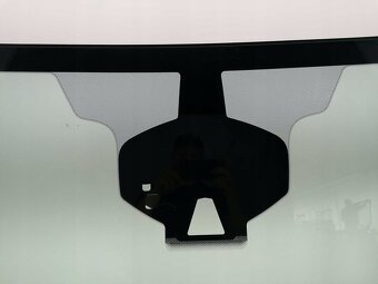 Opel Insignia čelní sklo - 12