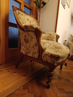 Sada starožitného nábytku - 12