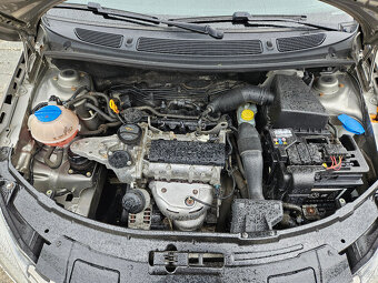 Škoda Fabia 1.2 - 12
