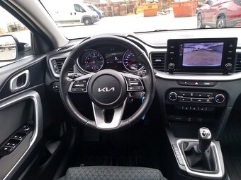 2022_KIA Ceed combi 1.5 turbo_1.maj.SR_234.000Kč netto_ - 12