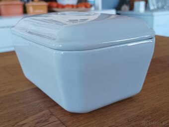 PORCELÁNOVÁ ZAPÉKACÍ DÓZA - 12