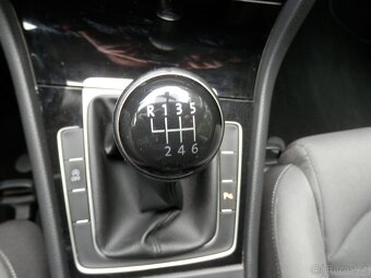 VW Golf 2.0TDi 110Kw, Highline, Masáž, Nové v ČR - 12