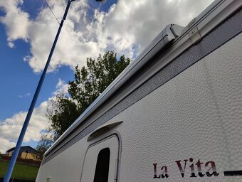Hobby LA VITA BIONDA Deluxe 545 - 12