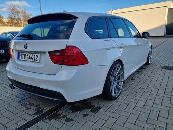 BMW E91 325D LCI 150kW Manual Tovární M Paket - 12