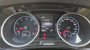VW Touran Highline 1.4 TSI 110 kw manuál 6.st - 12