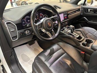 Porsche Cayenne - 12