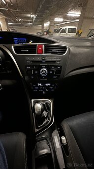 Honda Civic 1.6 i-DTEC Tourer - 12