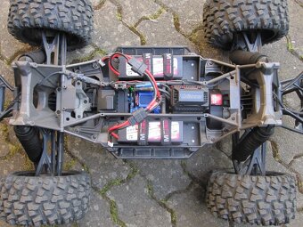 Traxxas X-Maxx 8S - 12