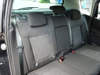 Peugeot 3008 1,6 HDI - 12