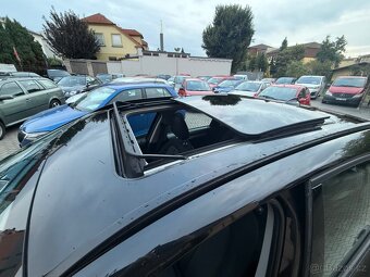 BMW 218i Automat Málo najeto - 12