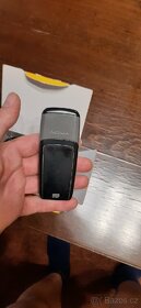 Retro telefony + Hodinky + tlačítkový telefon NOKIA - 12