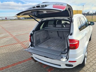 BMW X5 4.8i e70 261kW Nájezd 174tis km - 12