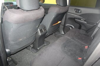 Prodám Honda CRV 4x4, nová v ČR - 12