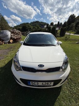 Kia RIO 2011 1.4cvvt - 12