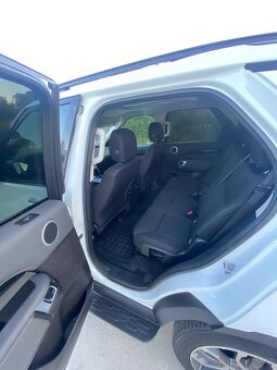 Land Rover Discovery 5 - 12