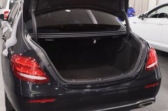 Mercedes-Benz E200 2.0 135kW - otevřeno celý víkend do 20:00 - 12