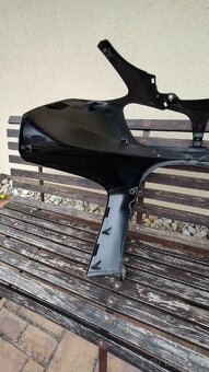Kapota - maska na Suzuki Burgman 650 - 12
