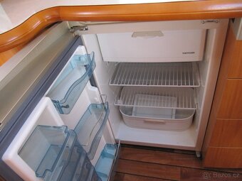 Prodám karavan Hobby 440 SF,model 2008 + mover + předstan. - 12