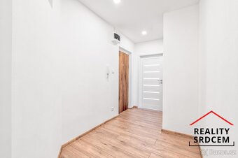Pronájem bytu v os. vlast. o velikosti 2+1/50 m2 na ul. Závo - 12