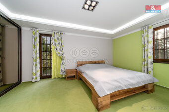 Prodej rodinného domu, 420 m², Tichá - 12