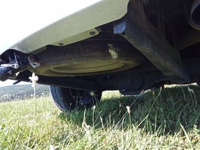 Jeep Grand Cherokee - 12