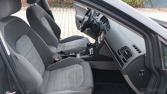 VW Golf 7 2.0 TDi 110kW Highline, 2014, velká výbava - 12