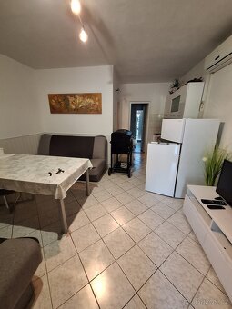 Apartmán na ostrově Vir, 80 metrů od moře - 12