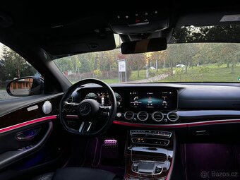 Mercedes-Benz E450 270kW - 12