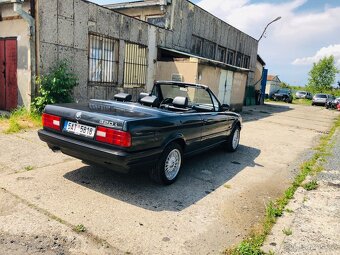 Prodám BMW E30 Cabrio - 12