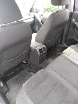 Prodám VW Golf, 1.6TDI, 77 kW. - 12