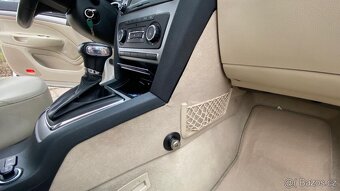 Veškeré díly Octavia II 1.6 Tdi / Dsg / bílá LF9E - 12