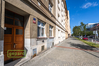 Pronájem 1+1, 40,7m2, U Uranie, Praha 7 - Holešovice - 12