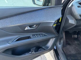 Peugeot 5008 1.6 benzín r.v 2019 - 12