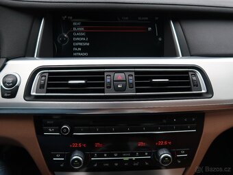BMW 750d 750d,xDrive,280kW,1majČR,DPH - 12