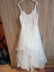 svatební šaty - 12