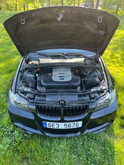 BMW e91 330d - 12